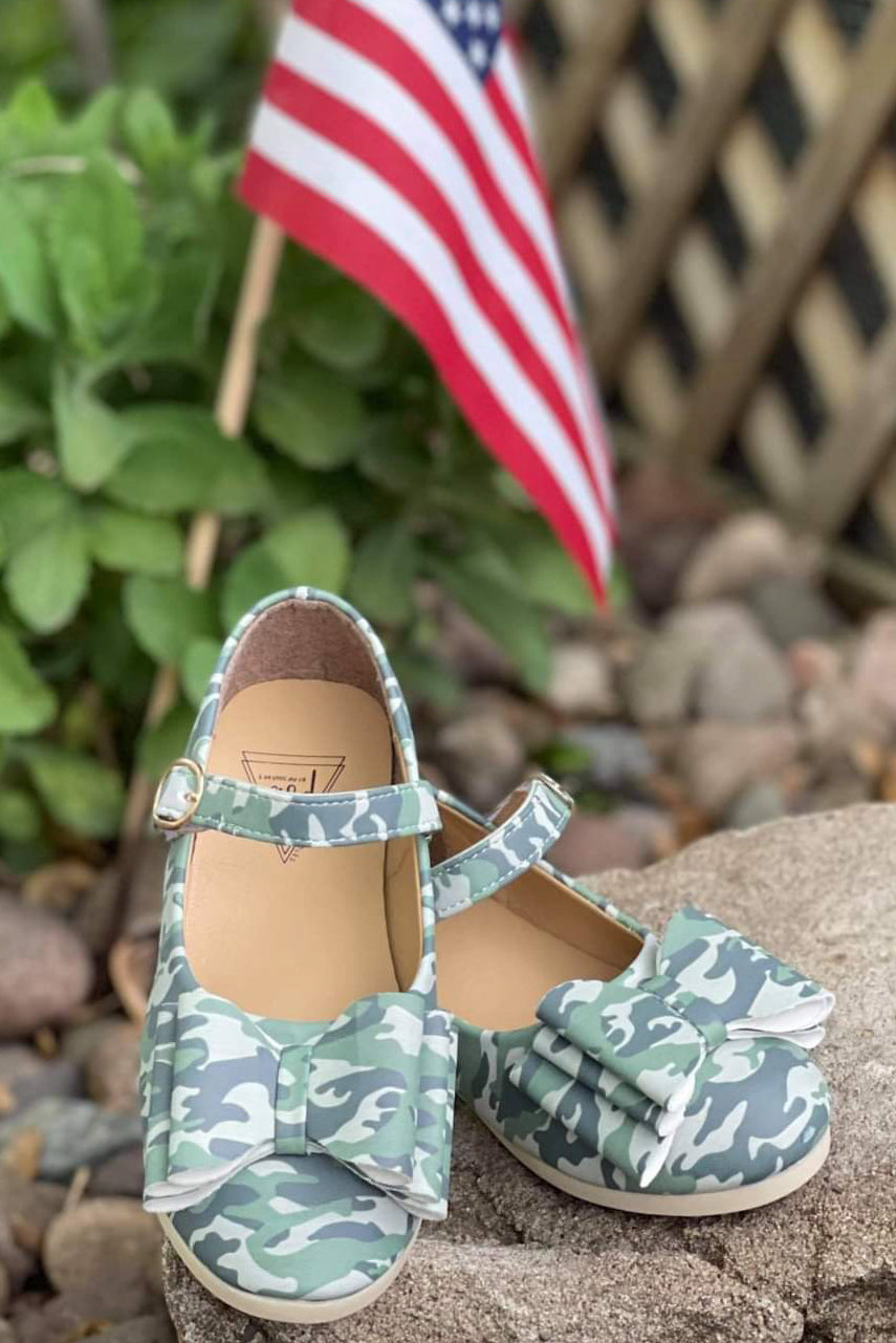 [Camouflage] ONLY TODDLER 6.5 LEFT FLAWED Bow Shoes