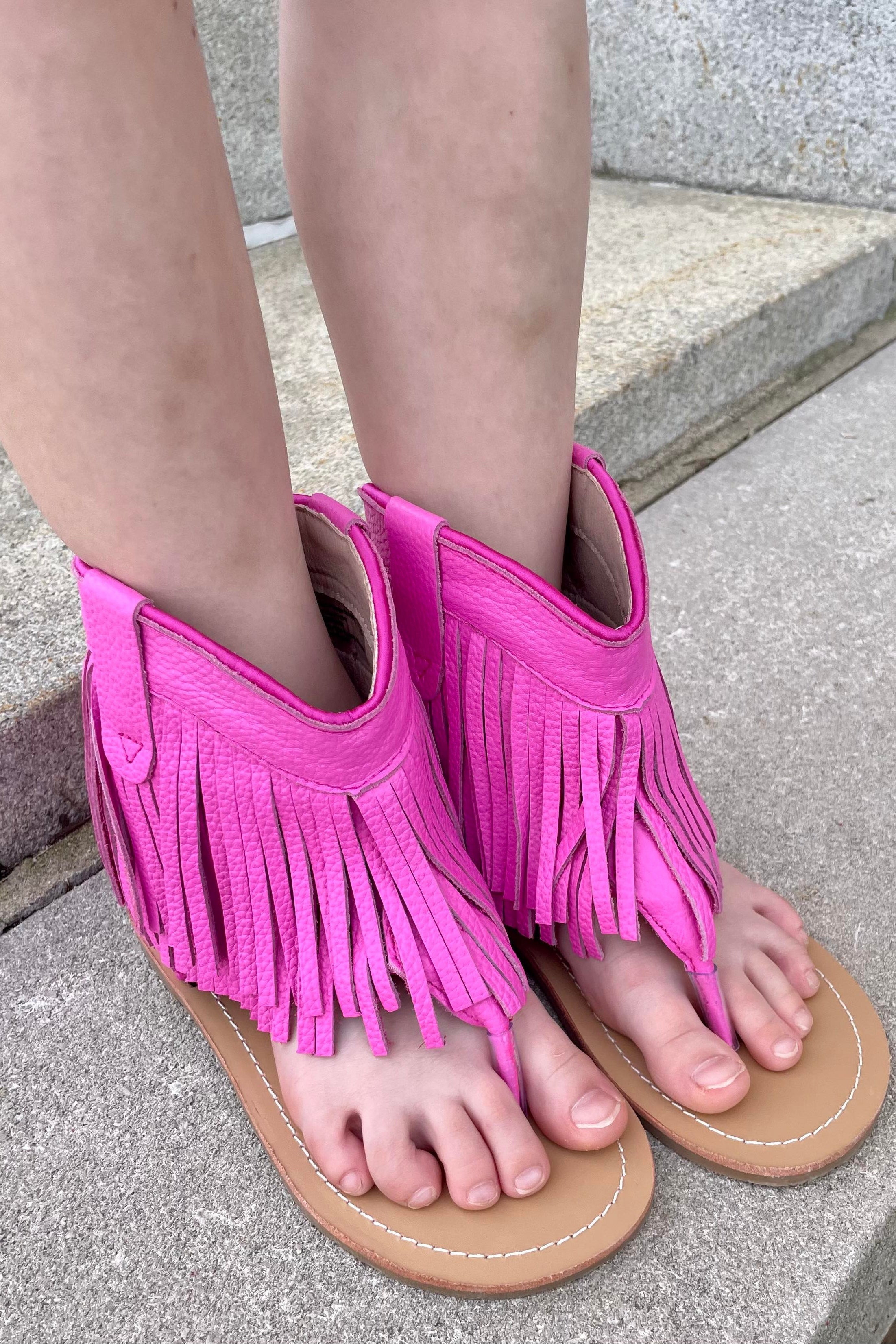 [Magenta] Fringe Sandals