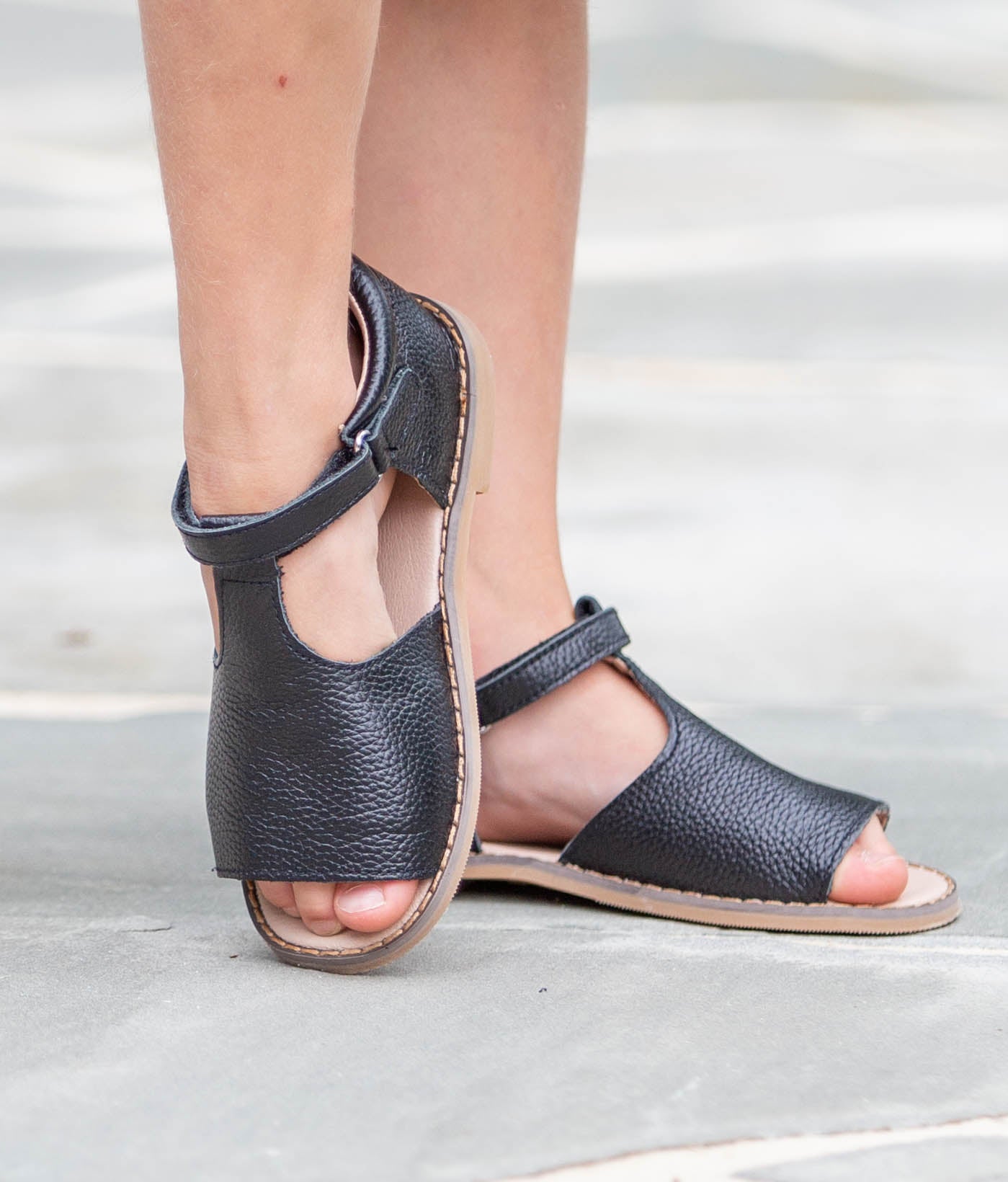 [Black] Peep Toe Sandals