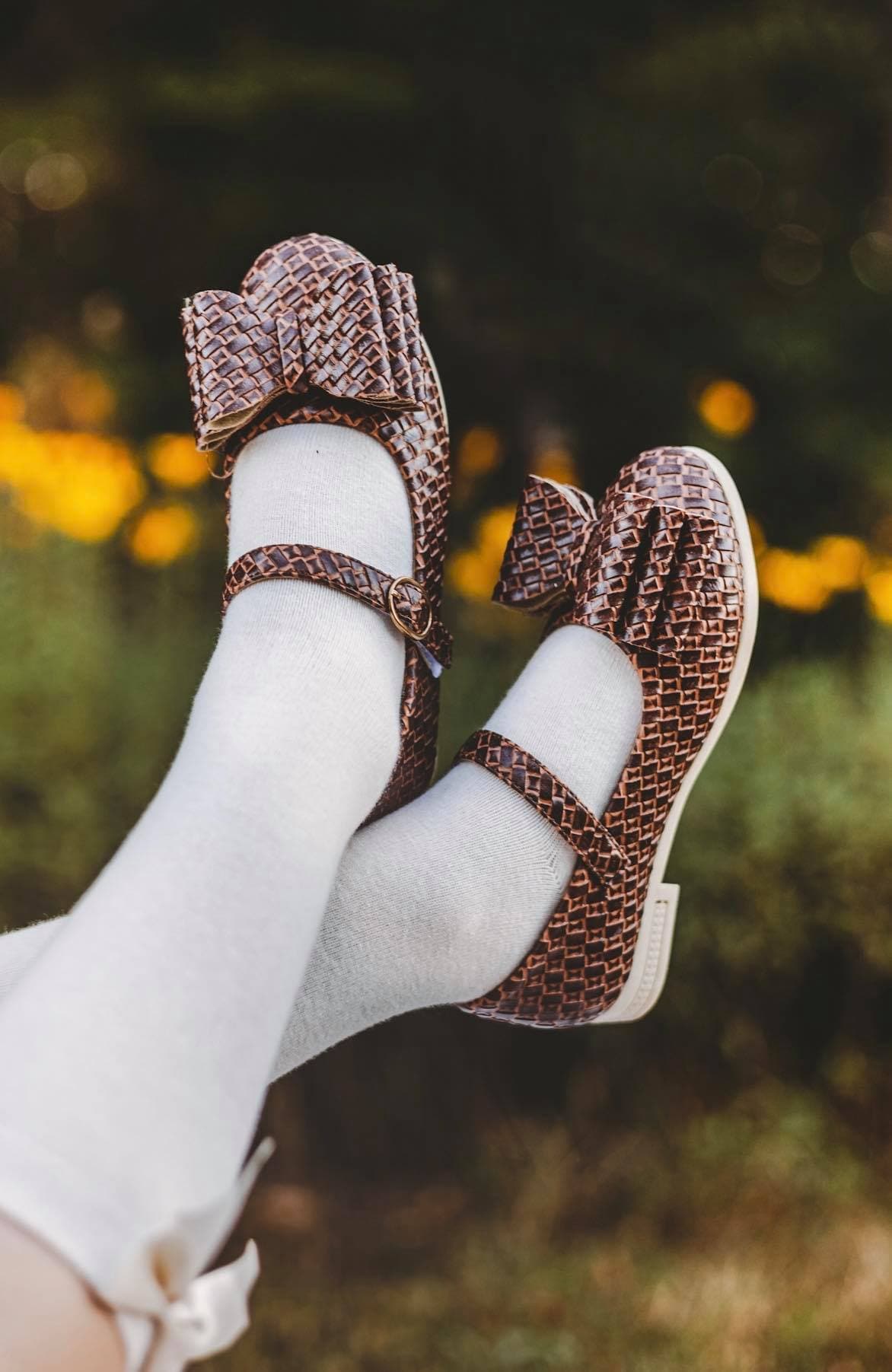 [Brown Basket Weave] Bow Shoes