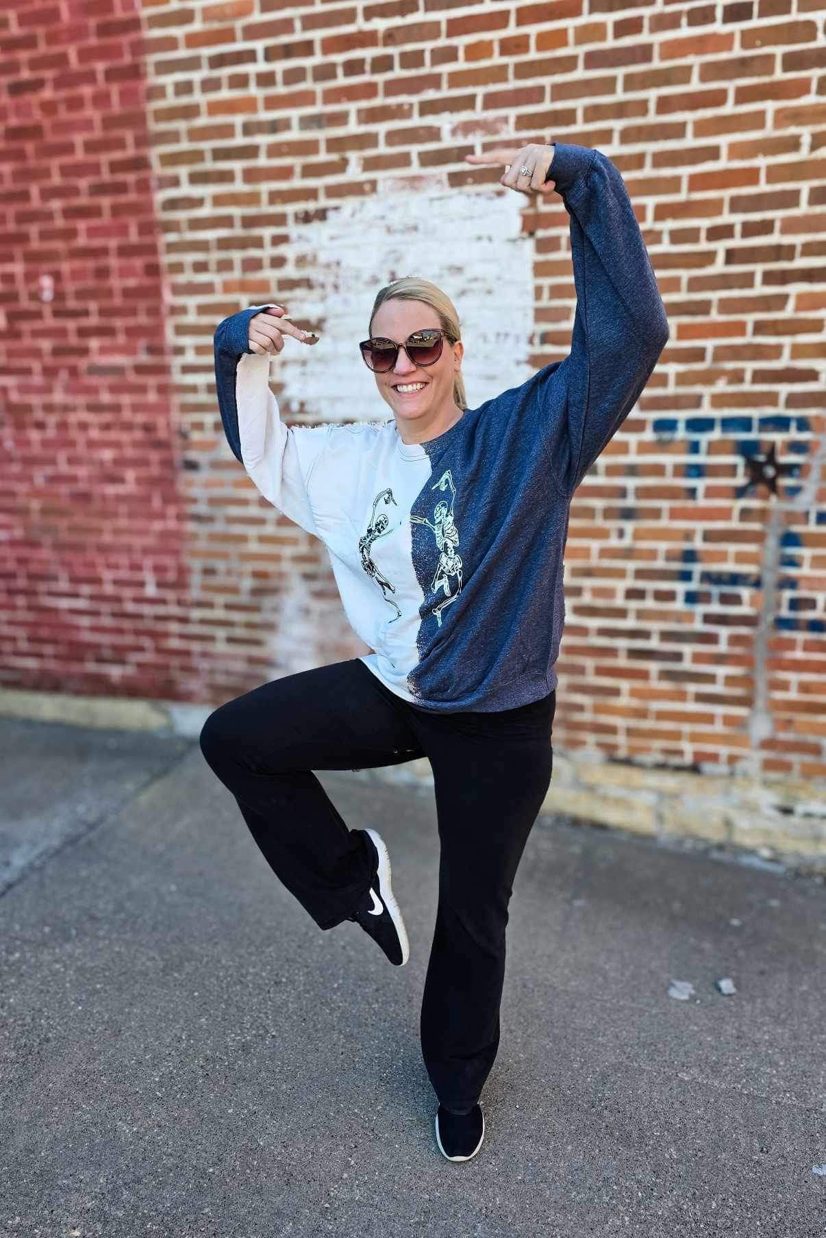 [The Skelly Dance] Crew Sweatshirt