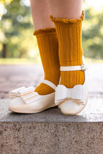 Load image into Gallery viewer, [Beige Shimmer 2.0] FLAWED Bow Shoes
