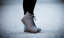 Load image into Gallery viewer, [Black + White Stripe] Boots
