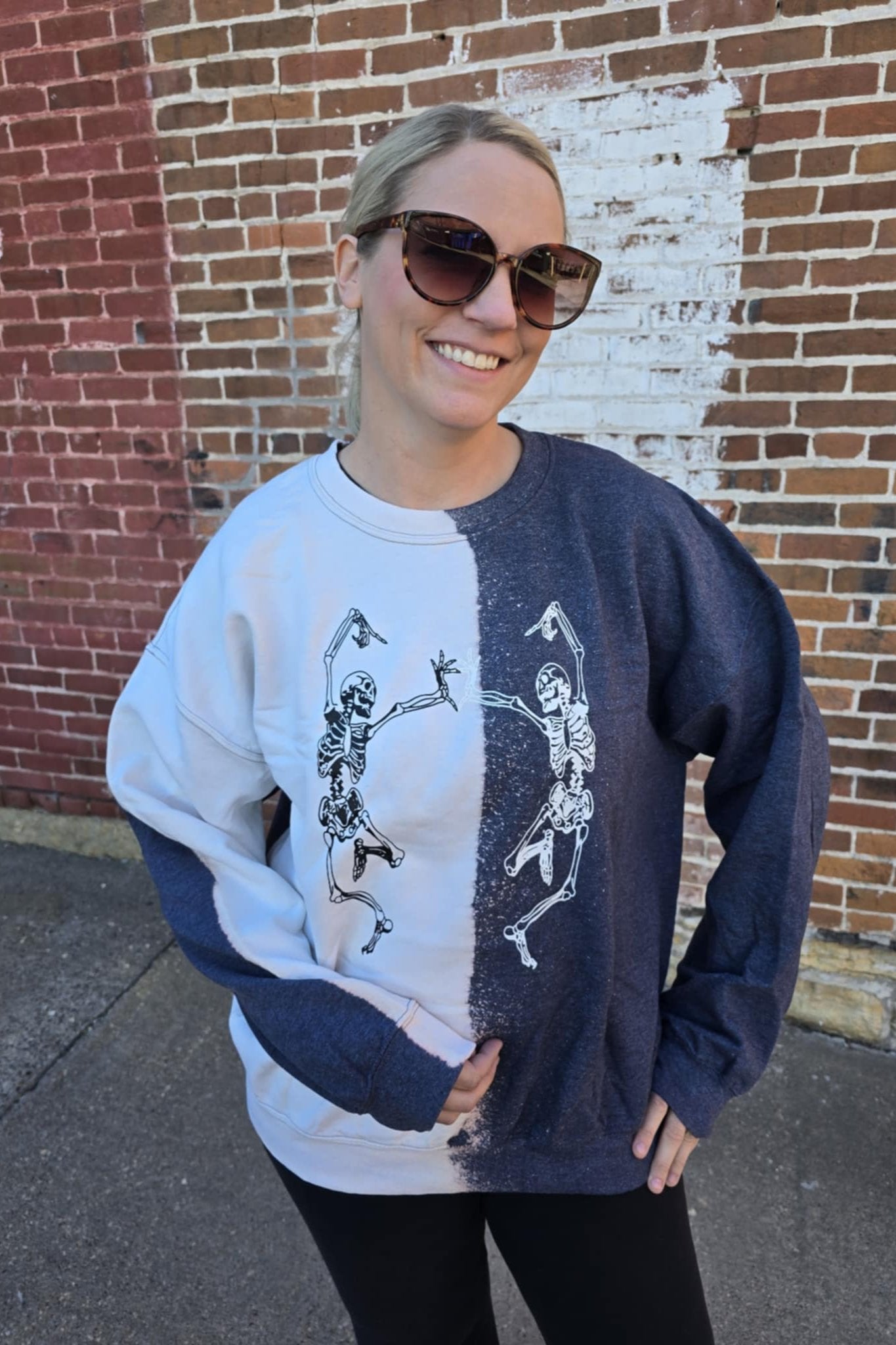 [The Skelly Dance] Crew Sweatshirt