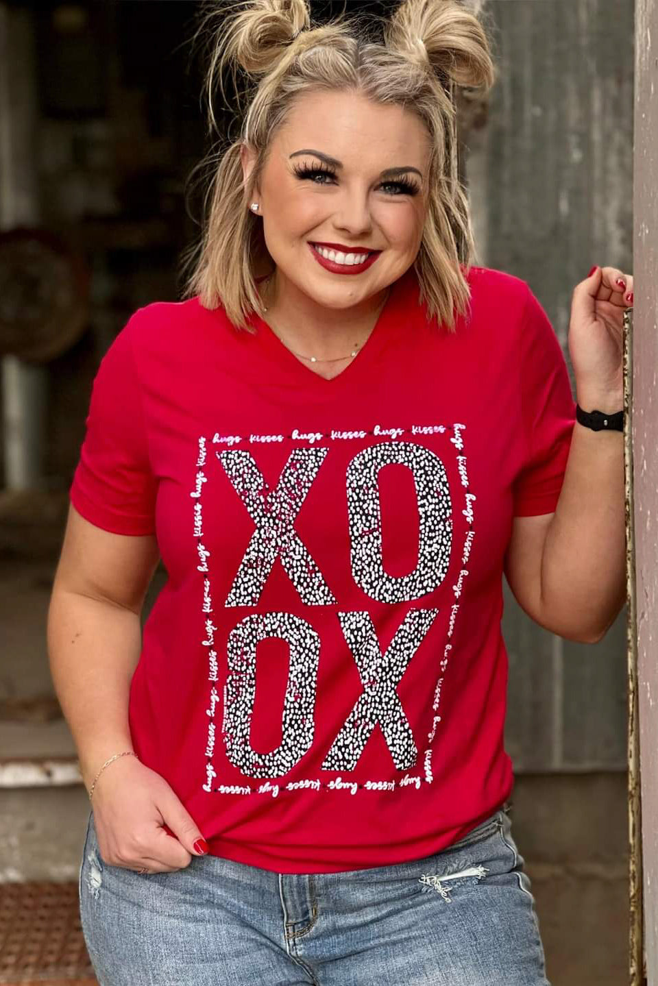 [Hugs XOXO Kisses] Tee Shirt