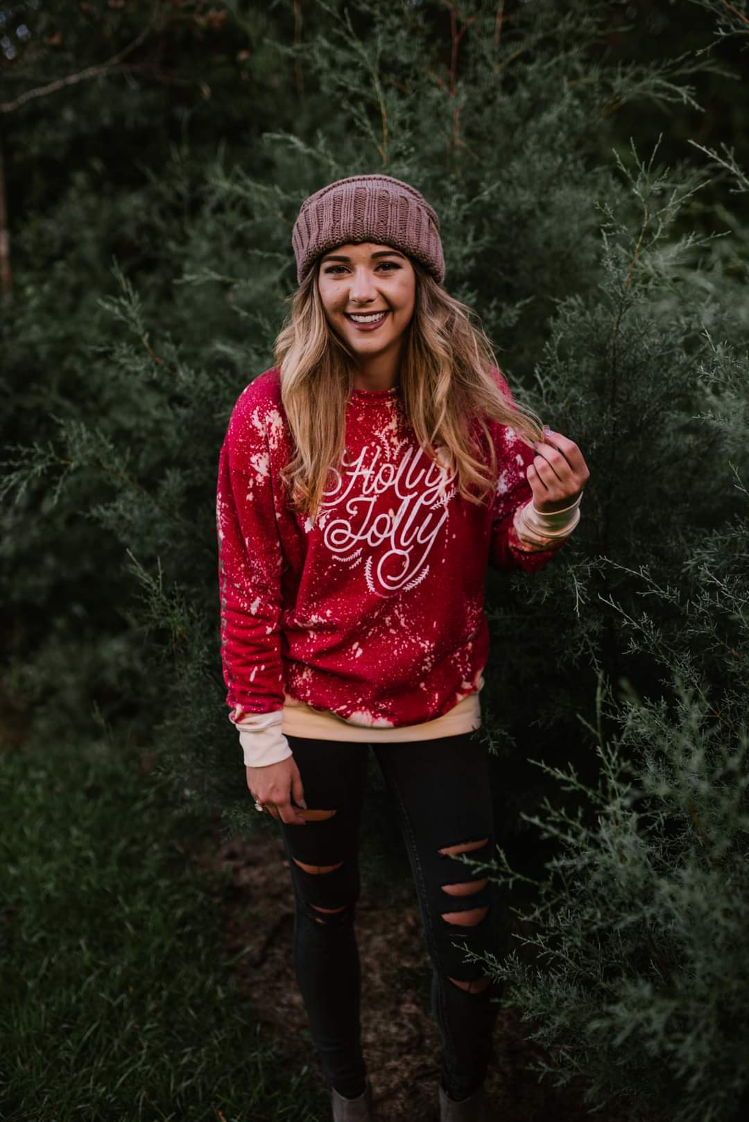 [Holly Jolly] Bleached Sweatshirt