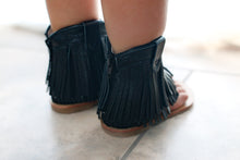 Load image into Gallery viewer, [Black] Fringe Sandals
