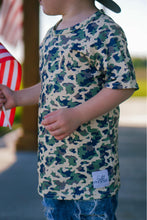 Load image into Gallery viewer, [Camo] Raglan
