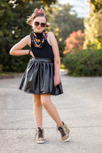 Load image into Gallery viewer, [Cheetah + Glitter] Fringe Tennies
