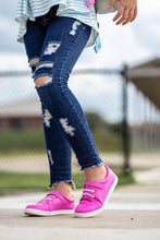 Load image into Gallery viewer, [Magenta] Low Top Tennies
