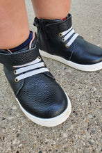 Load image into Gallery viewer, [Black] High Top Tennies
