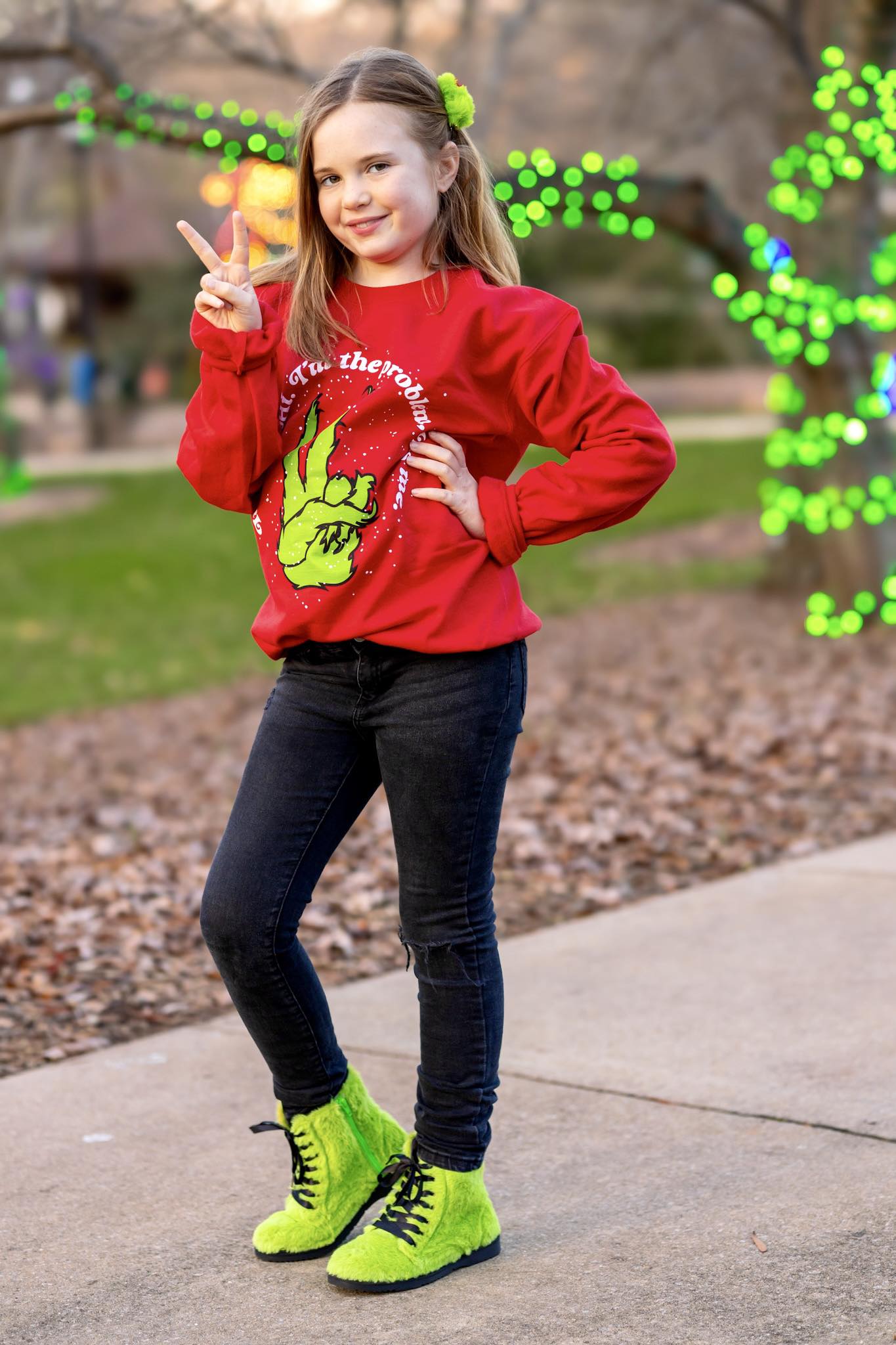 [Hello, It's Me] Gr*nch Sweatshirt or Tee