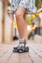 Load image into Gallery viewer, [Black Diamond] NEW Bow Shoes
