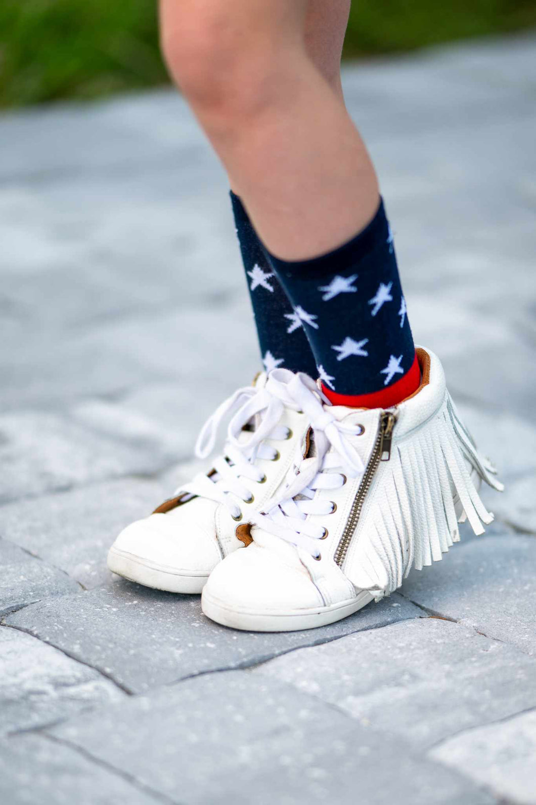 [White] High Top Fringe Tennies