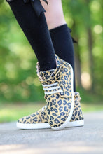 Load image into Gallery viewer, [Leopard] High Top Tennies
