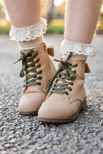 Load image into Gallery viewer, [Olive] Shoe Strings
