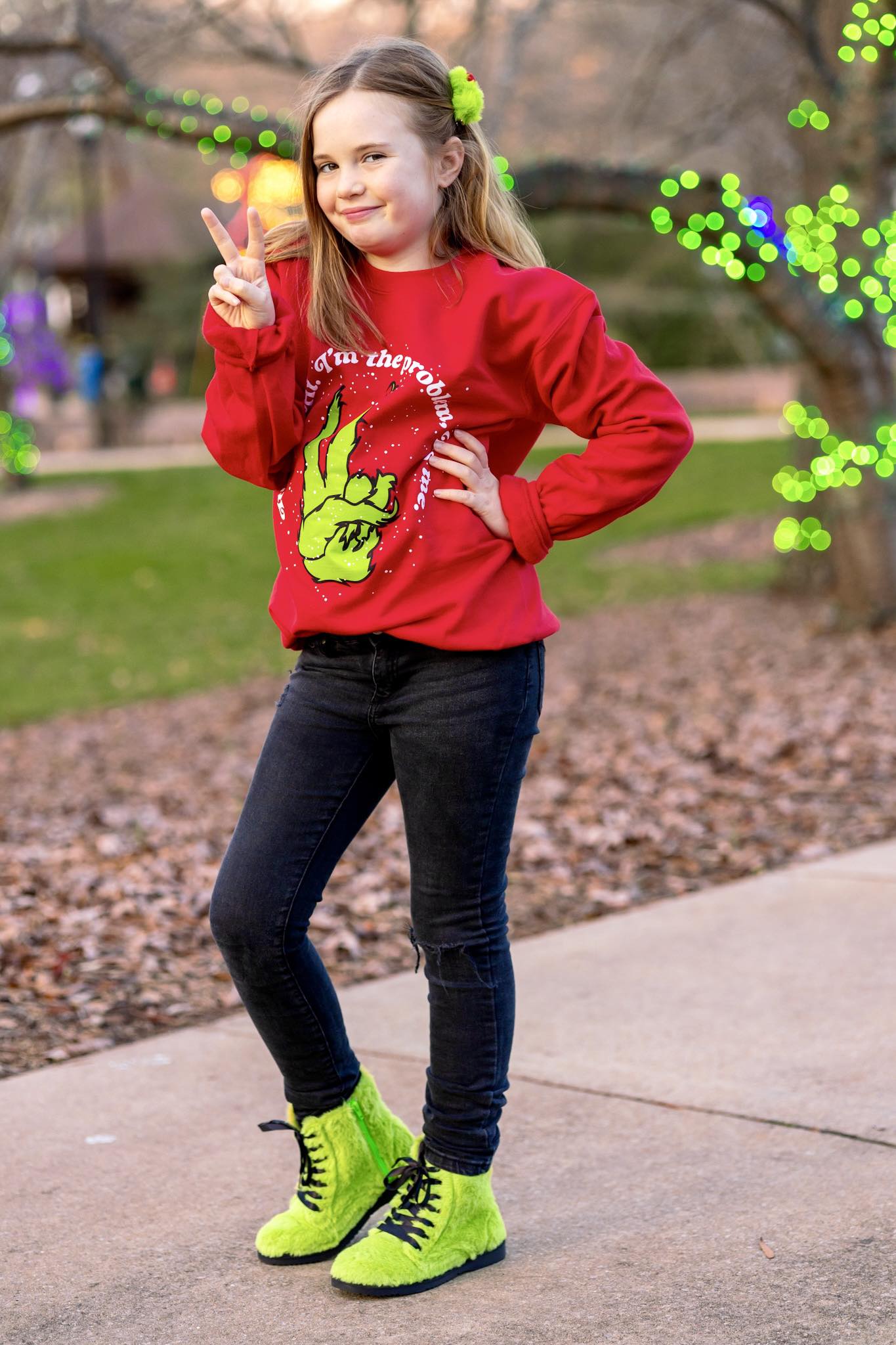 [Hello, It's Me] Gr*nch Sweatshirt or Tee