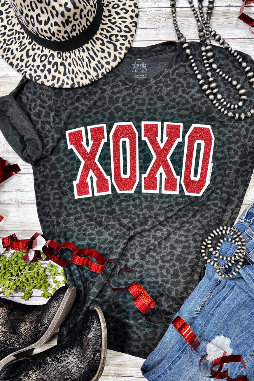 [XOXO] Leopard Tee Shirt w/ Glitter