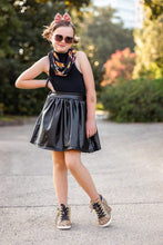 Load image into Gallery viewer, [Faux Leather] Skirt
