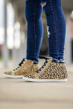 Load image into Gallery viewer, [Cheetah + Glitter] Fringe Tennies
