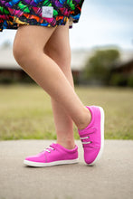 Load image into Gallery viewer, [Magenta] Low Top Tennies
