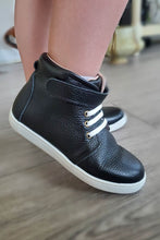 Load image into Gallery viewer, [Black] High Top Tennies
