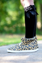 Load image into Gallery viewer, [Leopard] High Top Tennies
