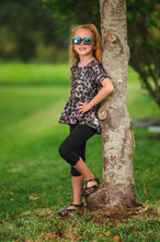 Load image into Gallery viewer, [Black] Nova Sandals
