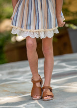 Load image into Gallery viewer, [Weathered Brown] Peep Toe Sandals
