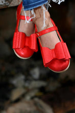 Load image into Gallery viewer, [Red Shimmer] Bow Shoes
