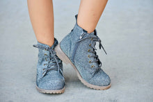 Load image into Gallery viewer, [Charcoal Haze] Boots
