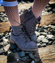 Load image into Gallery viewer, [Charcoal Haze] Boots
