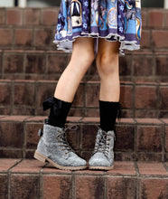 Load image into Gallery viewer, [Charcoal Haze] Boots

