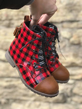 Load image into Gallery viewer, [Buffalo Plaid + Camel] Boots

