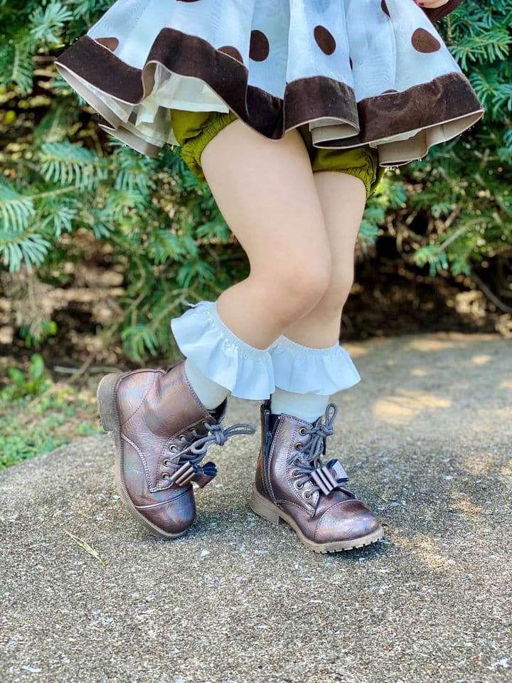 [Holographic Brown] Boots