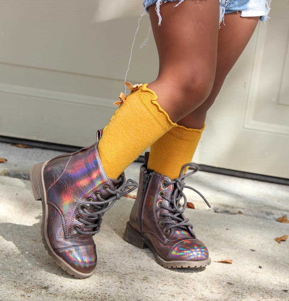 [Holographic Brown] Boots