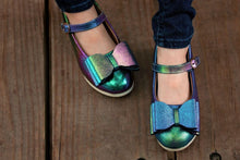 Load image into Gallery viewer, [Rainbow Peacock] Bow Shoes
