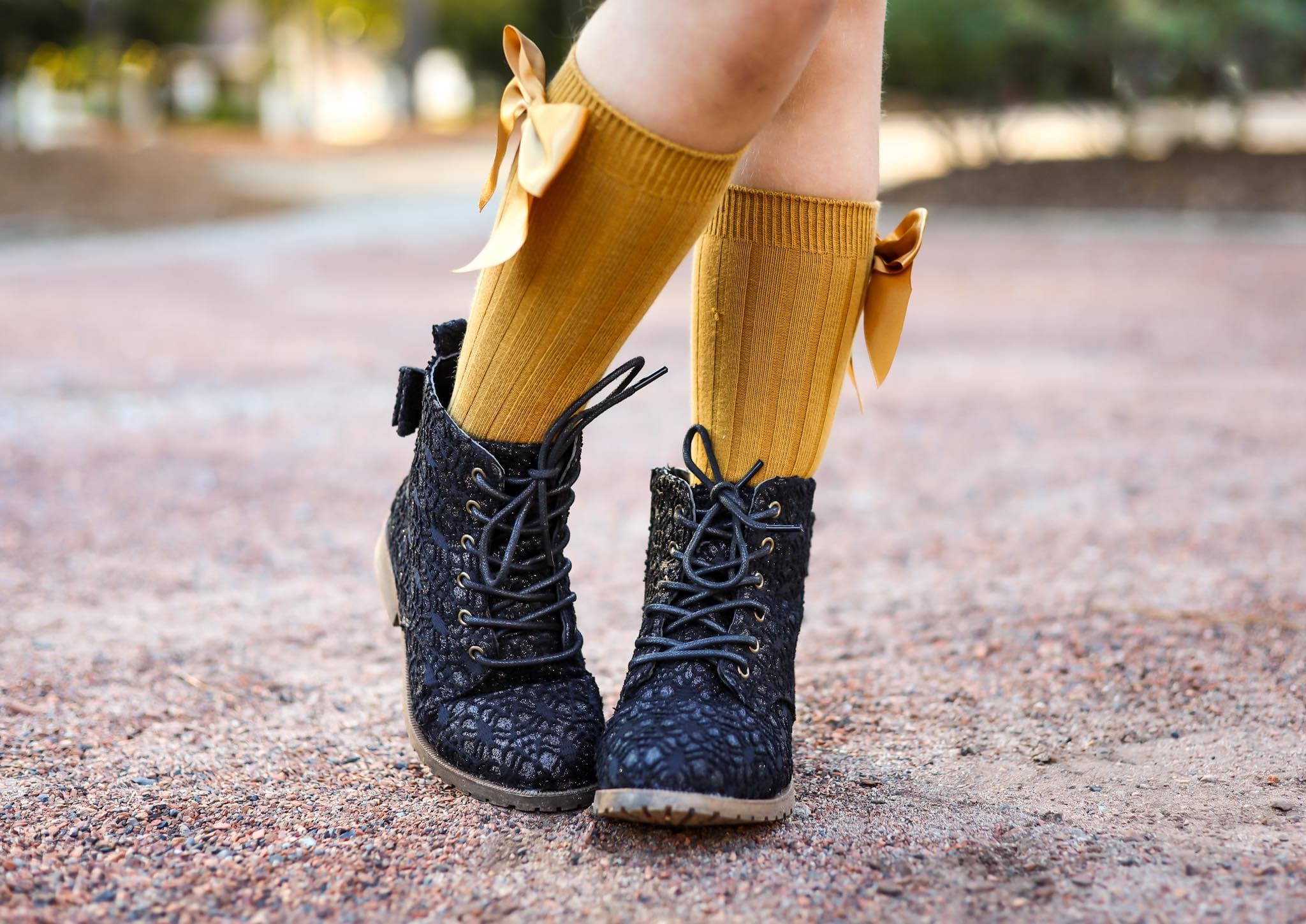 [Black Glitter Crochet] Boots