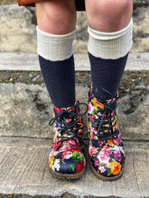 Load image into Gallery viewer, [Floral Black Matte] Boots
