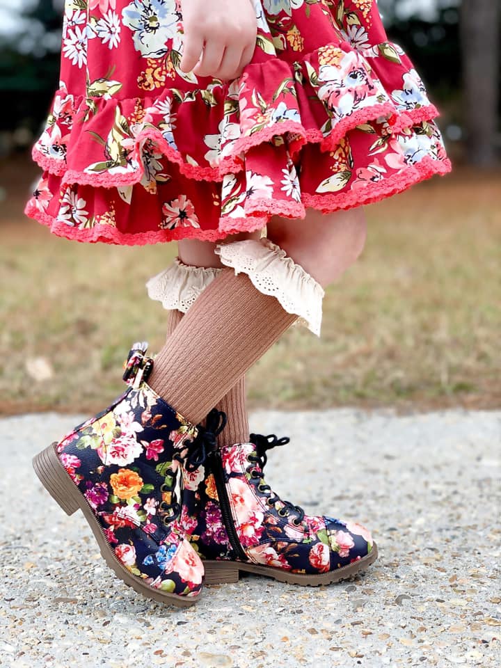 [Floral Black Matte] Boots