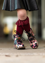 Load image into Gallery viewer, [Floral Black Matte] Boots
