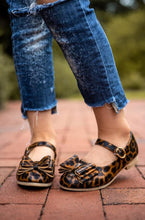 Load image into Gallery viewer, [Leopard 2.0] Bow Shoes Toddler Sizes
