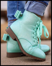 Load image into Gallery viewer, [Mint Shimmer] Boot
