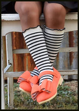 Load image into Gallery viewer, [Orange Suede] Bow Shoes
