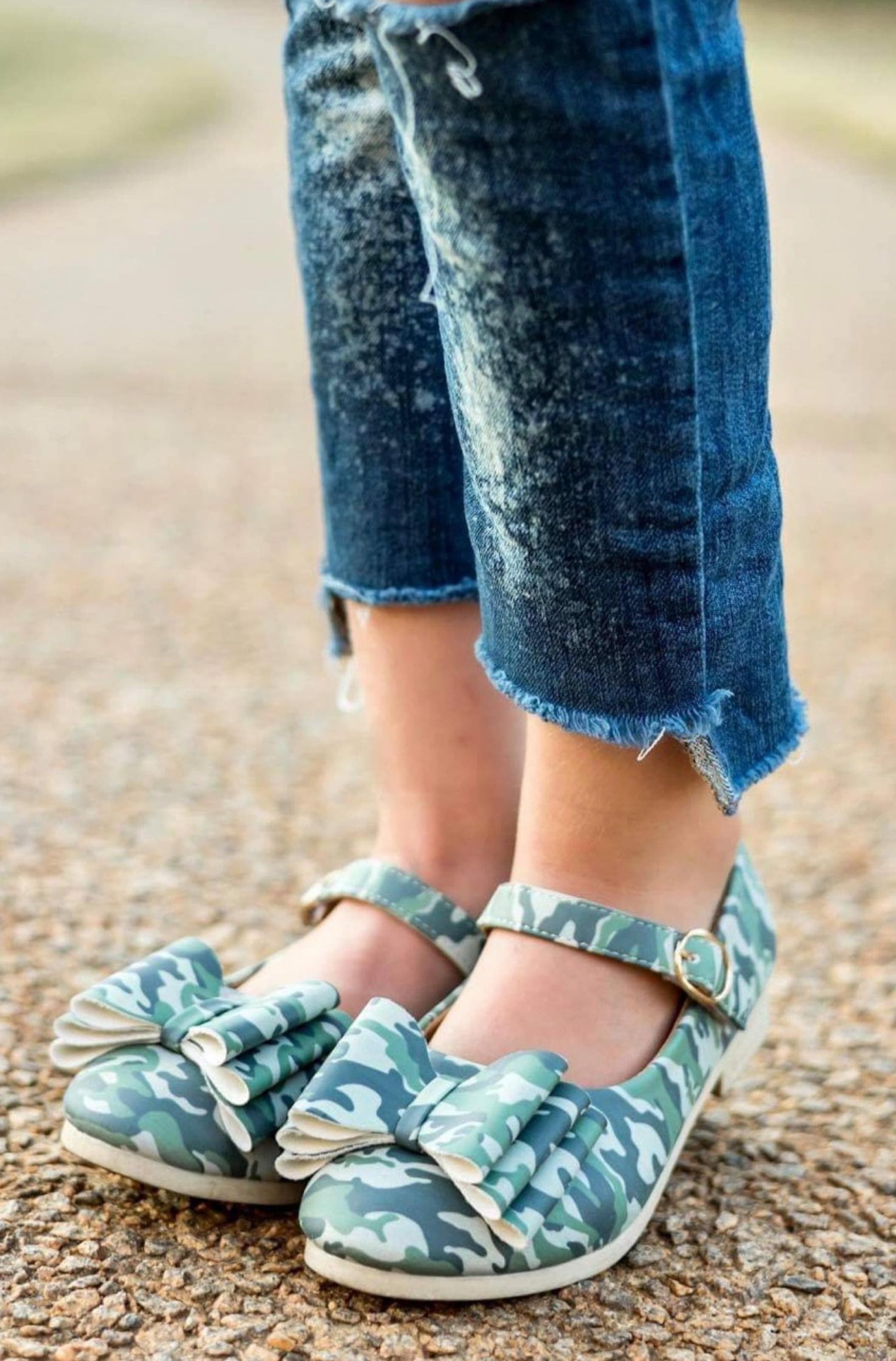 [Camouflage] FLAWED Bow Shoes