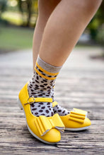 Load image into Gallery viewer, [Pebble Yellow] Bow Shoes
