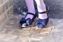 Load image into Gallery viewer, [Navy Glitz] Bow Shoes
