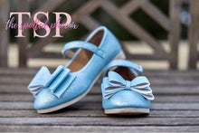 Load image into Gallery viewer, [Light Blue Shimmer] Bow Shoes
