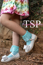 Load image into Gallery viewer, [White Quilted] Bow Shoes
