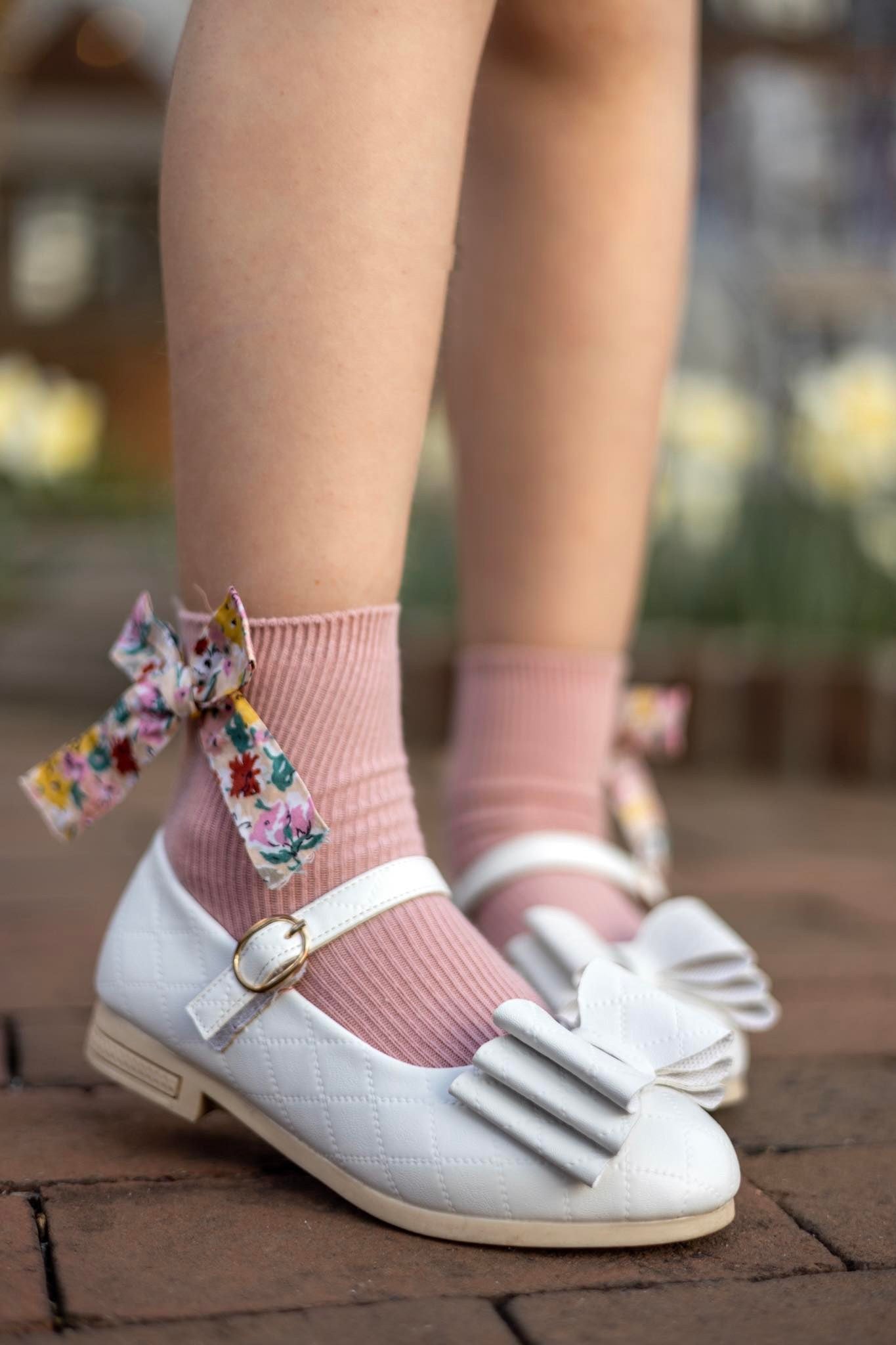 [White Quilted] Bow Shoes